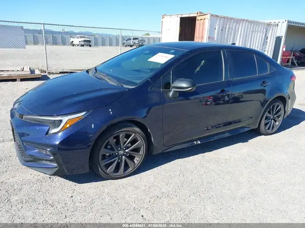 JTDBCMFE2S3082812 2025 TOYOTA COROLLA - Image 2