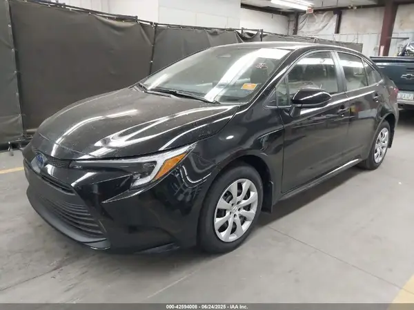 JTDBCMFE2S3095589 2025 TOYOTA COROLLA - Image 2