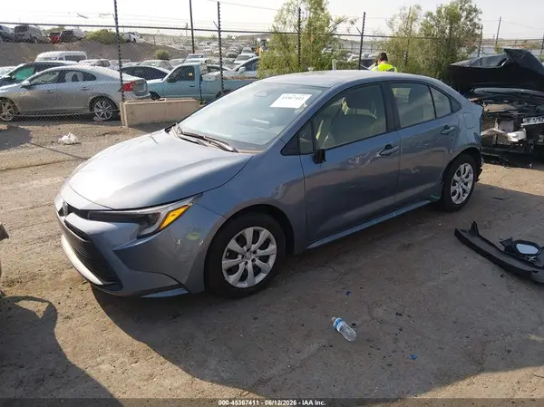 JTDBCMFE2S3097424 2025 TOYOTA COROLLA - Image 2