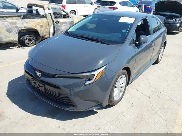 JTDBCMFE2S3103495 2025 TOYOTA COROLLA - Image 2