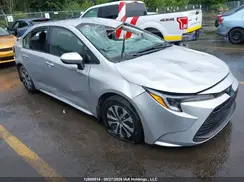 JTDBCMFE2S3103903 2025 TOYOTA COROLLA