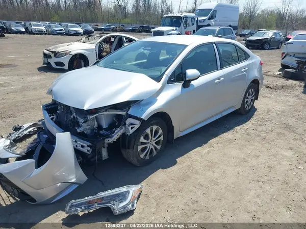 JTDBCMFE2S3104050 2025 TOYOTA COROLLA - Image 2