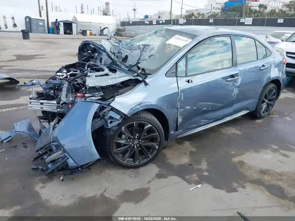 JTDBCMFE2S3108549 2025 TOYOTA COROLLA - Image 2