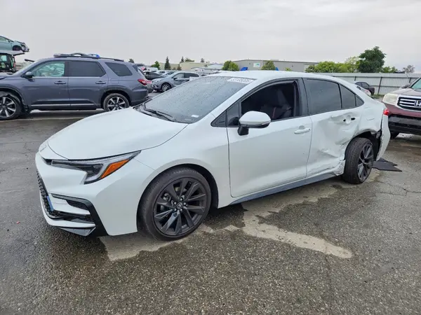 JTDBCMFE2T3132769 2026 TOYOTA COROLLA - Image 1