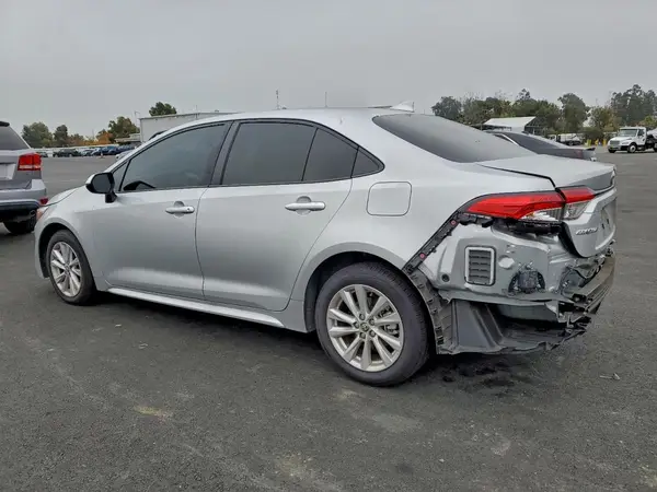 JTDBCMFE3R3031796 2024 TOYOTA COROLLA - Image 2