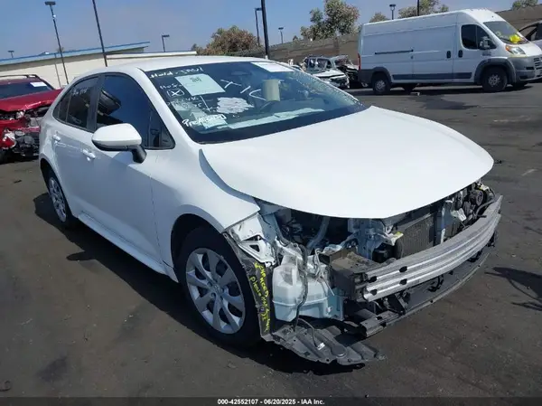 JTDBCMFE3R3035184 2024 TOYOTA COROLLA - Image 1