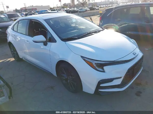 JTDBCMFE3R3044984 2024 TOYOTA COROLLA - Image 1