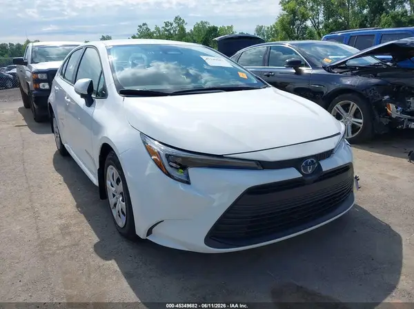 JTDBCMFE3R3051028 2024 TOYOTA COROLLA - Image 1
