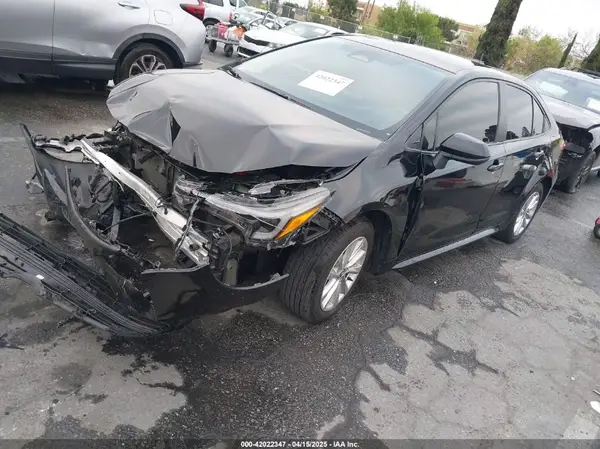 JTDBCMFE3R3052423 2024 TOYOTA COROLLA - Image 2