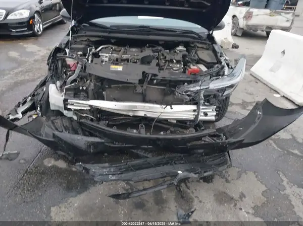 2024 TOYOTA COROLLA auction photo 6