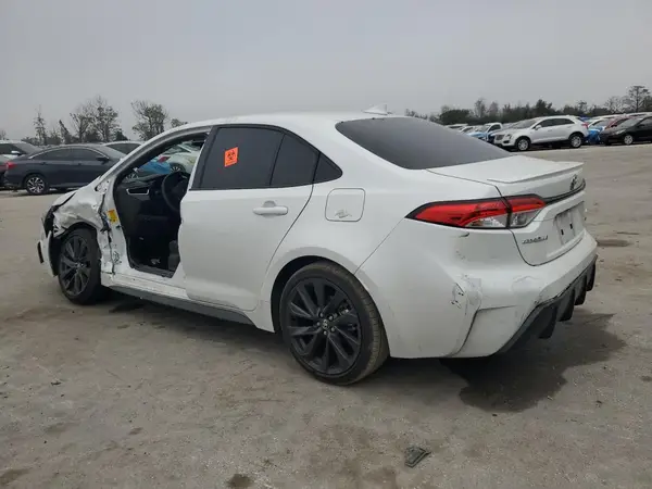 JTDBCMFE3R3053281 2024 TOYOTA COROLLA - Image 2