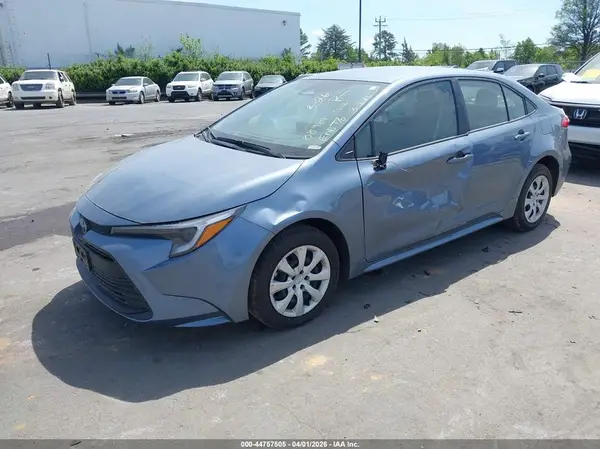JTDBCMFE3R3054415 2024 TOYOTA COROLLA - Image 2