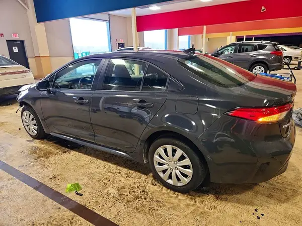 JTDBCMFE3R3062398 2024 TOYOTA COROLLA - Image 2