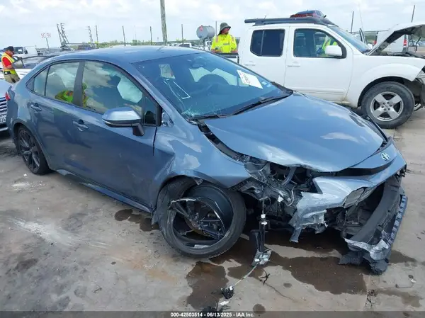 JTDBCMFE3R3062997 2024 TOYOTA COROLLA - Image 1