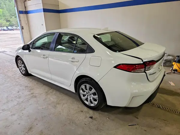 JTDBCMFE3R3067486 2024 TOYOTA COROLLA - Image 2