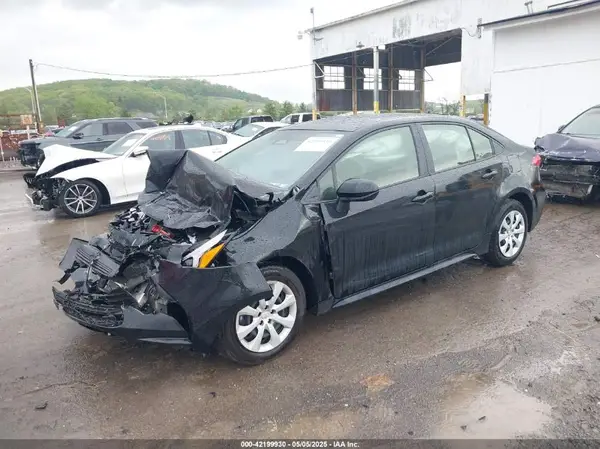 JTDBCMFE3S3075903 2025 TOYOTA COROLLA - Image 2