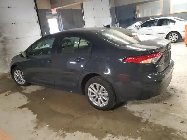 JTDBCMFE3S3077831 2025 TOYOTA COROLLA - Image 2