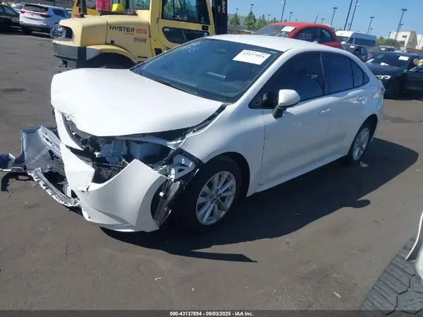 JTDBCMFE3S3085234 2025 TOYOTA COROLLA - Image 2