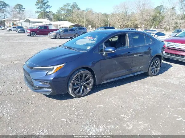 JTDBCMFE3S3090370 2025 TOYOTA COROLLA - Image 2