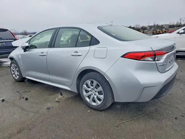 JTDBCMFE3S3103151 2025 TOYOTA COROLLA - Image 2