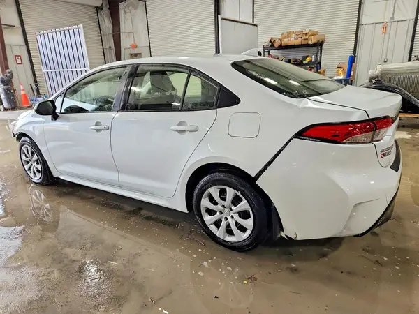 JTDBCMFE3SJ043772 2025 TOYOTA COROLLA - Image 2