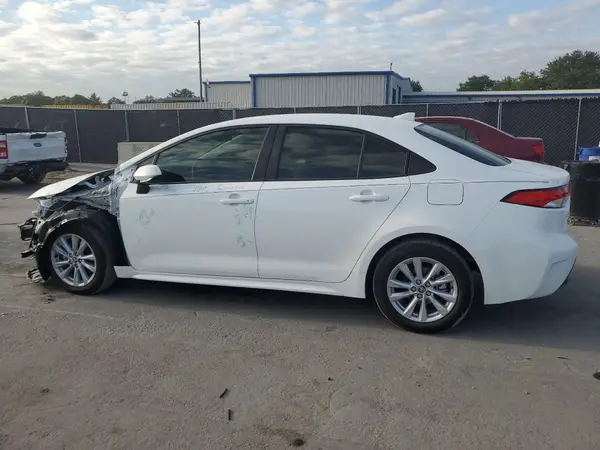 JTDBCMFE3SJ045103 2025 TOYOTA COROLLA - Image 2