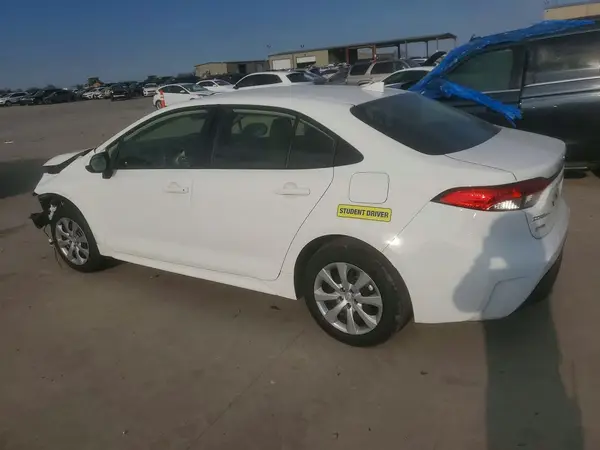 JTDBCMFE3T3131226 2026 TOYOTA COROLLA - Image 2
