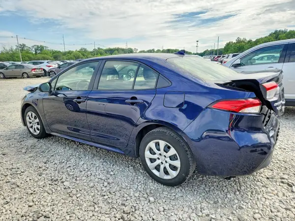 JTDBCMFE4PJ015602 2023 TOYOTA COROLLA - Image 2