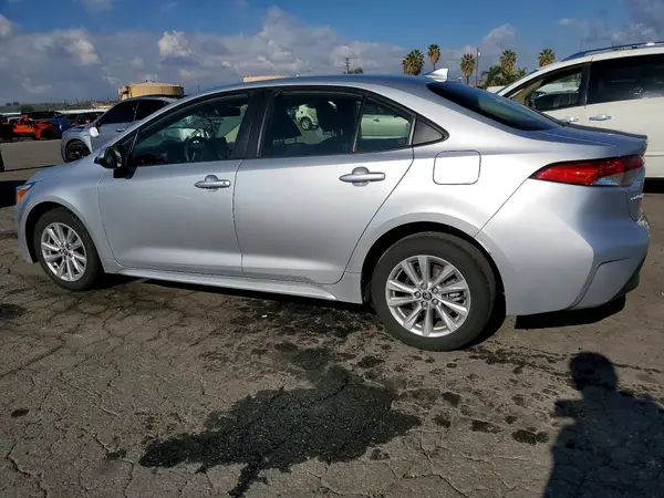 JTDBCMFE4R3031855 2024 TOYOTA COROLLA - Image 2