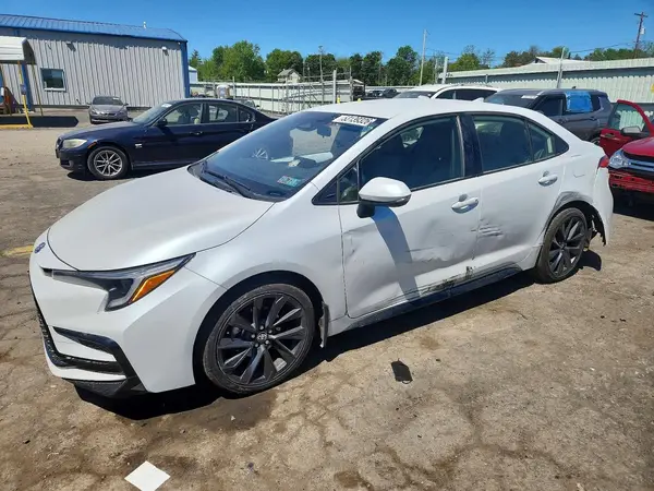 JTDBCMFE4R3036019 2024 TOYOTA COROLLA - Image 1