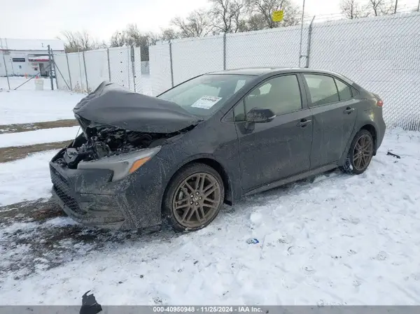 JTDBCMFE4R3036604 2024 TOYOTA COROLLA - Image 2