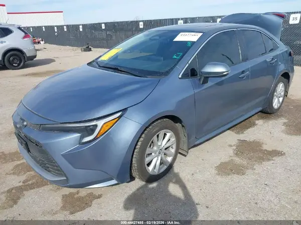 JTDBCMFE4R3042872 2024 TOYOTA COROLLA - Image 2