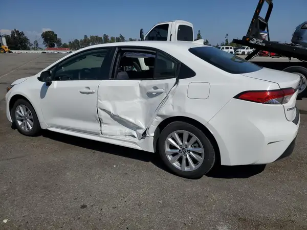 JTDBCMFE4R3044976 2024 TOYOTA COROLLA - Image 2