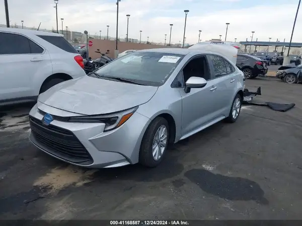 JTDBCMFE4R3045562 2024 TOYOTA COROLLA - Image 2
