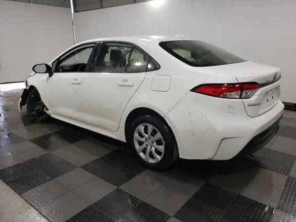 JTDBCMFE4R3048686 2024 TOYOTA COROLLA - Image 2