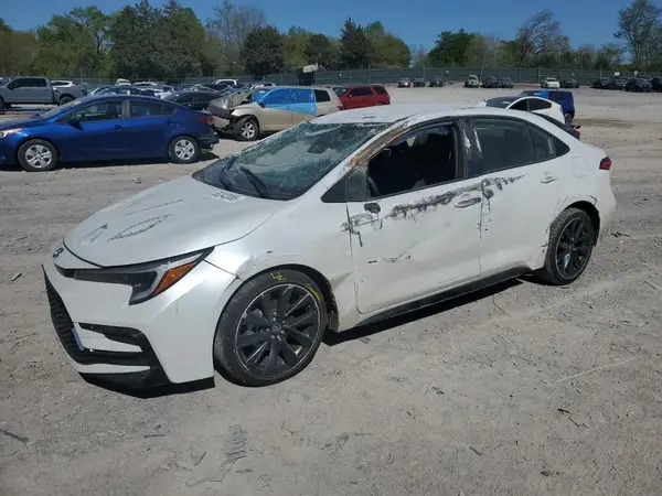 JTDBCMFE4R3052740 2024 TOYOTA COROLLA - Image 1