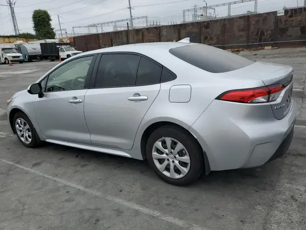 JTDBCMFE4R3055623 2024 TOYOTA COROLLA - Image 2