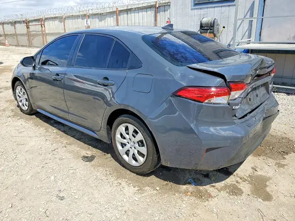 JTDBCMFE4R3057520 2024 TOYOTA COROLLA - Image 2