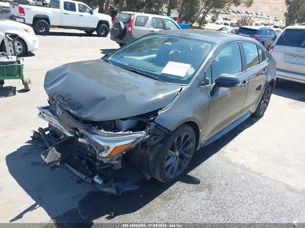JTDBCMFE4R3058053 2024 TOYOTA COROLLA - Image 2