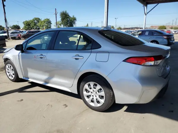 JTDBCMFE4R3067898 2024 TOYOTA COROLLA - Image 2