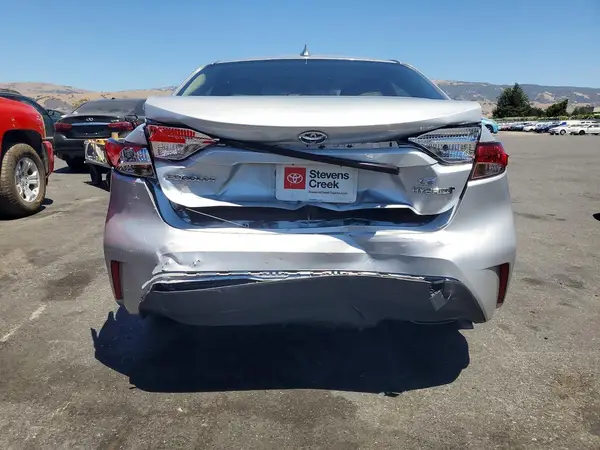 2024 TOYOTA COROLLA auction photo 6
