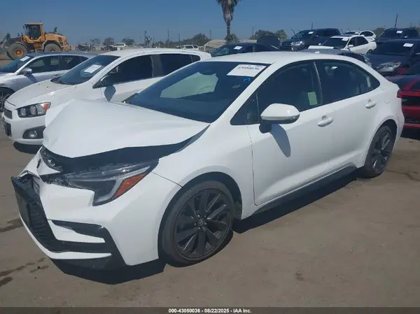 JTDBCMFE4S3072251 2025 TOYOTA COROLLA - Image 2