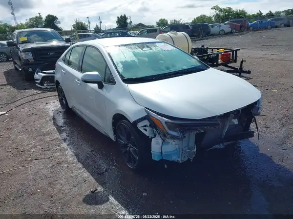 JTDBCMFE4S3072881 2025 TOYOTA COROLLA - Image 1