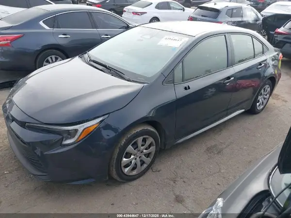 JTDBCMFE4S3072976 2025 TOYOTA COROLLA - Image 2