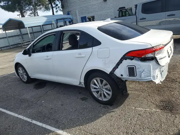JTDBCMFE4S3081287 2025 TOYOTA COROLLA - Image 2