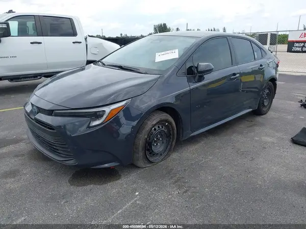 JTDBCMFE4S3089132 2025 TOYOTA COROLLA - Image 2