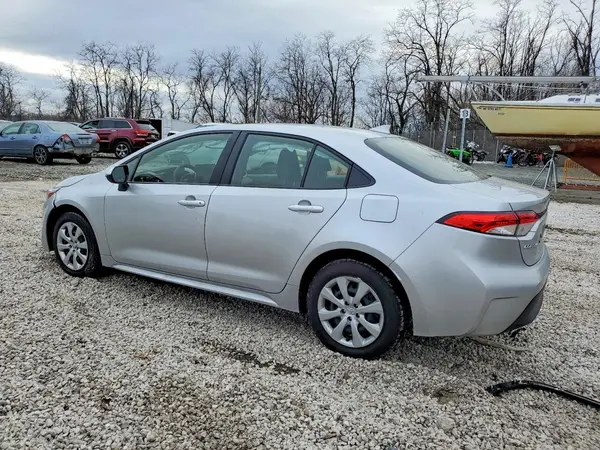 JTDBCMFE4S3103160 2025 TOYOTA COROLLA - Image 2