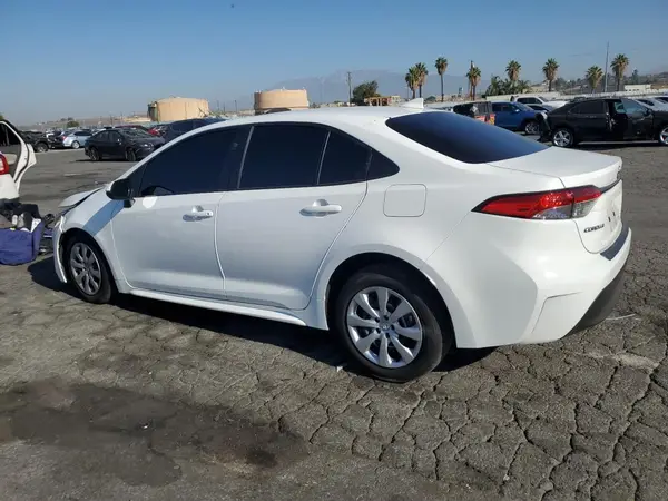 JTDBCMFE4SJ041318 2025 TOYOTA COROLLA - Image 2