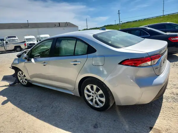JTDBCMFE4SJ041349 2025 TOYOTA COROLLA - Image 2