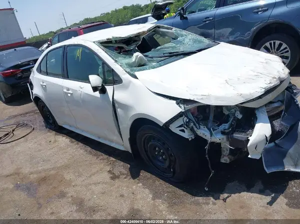 JTDBCMFE4SJ046566 2025 TOYOTA COROLLA - Image 1